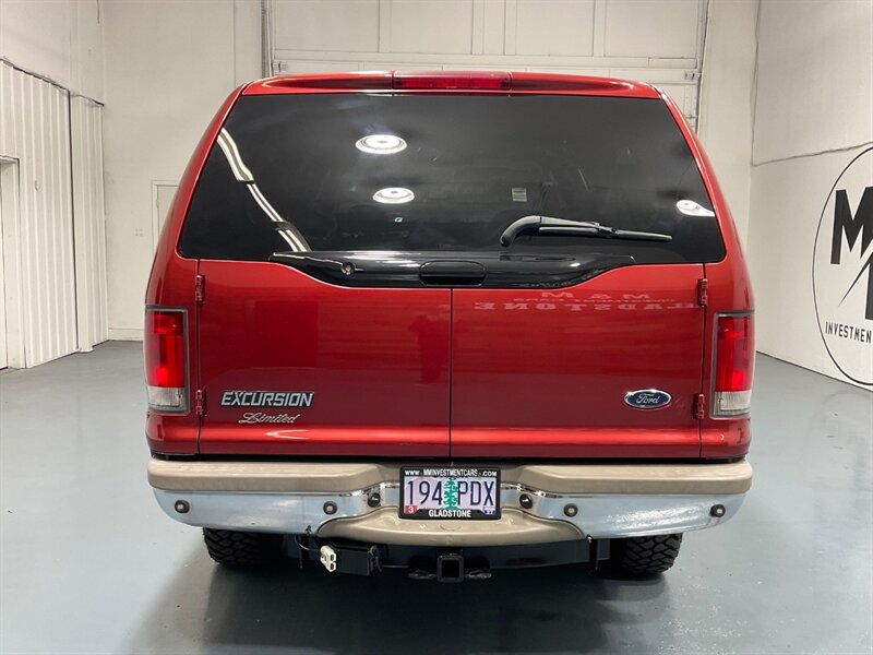 2001 Ford Excursion Limited 4X4 / 7.3L DIESEL / ZERO RUST / NEW TIRES  / 3RD ROW SEAT / NO MODIFICATION / 159K MILES - Photo 6 - Gladstone, OR 97027