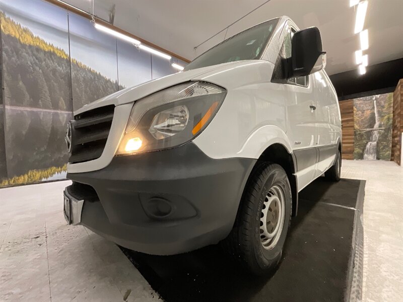 2014 Mercedes-Benz Sprinter 2500 CARGO VAN / 3.0L V6 DIESEL / 1-OWNER  / STANDARD ROOF & 144 " WB / BACKUP CAMERA - Photo 28 - Gladstone, OR 97027