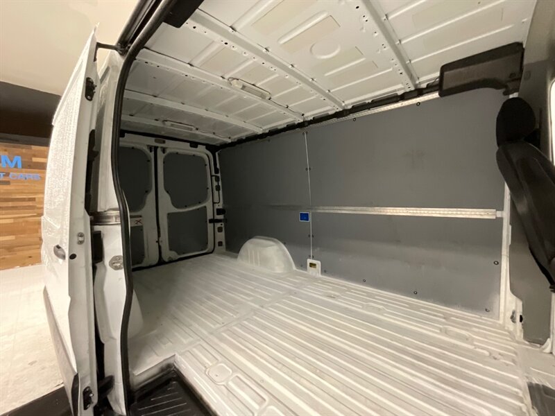 2014 Mercedes-Benz Sprinter 2500 CARGO VAN / 3.0L V6 DIESEL / 1-OWNER  / STANDARD ROOF & 144 " WB / BACKUP CAMERA - Photo 11 - Gladstone, OR 97027