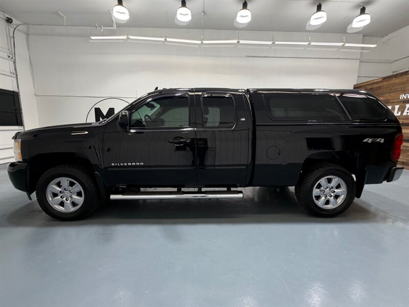 2011 Chevrolet Silverado 1500 LTZ 4X4 5.3L V8 / Leather Heated Seats /ZERO RUST - Photo 3 - Gladstone, OR 97027
