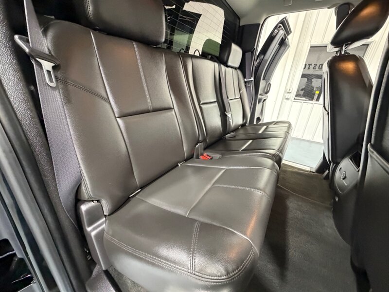 2011 Chevrolet Silverado 1500 LTZ 4X4 5.3L V8 / Leather Heated Seats /ZERO RUST - Photo 13 - Gladstone, OR 97027