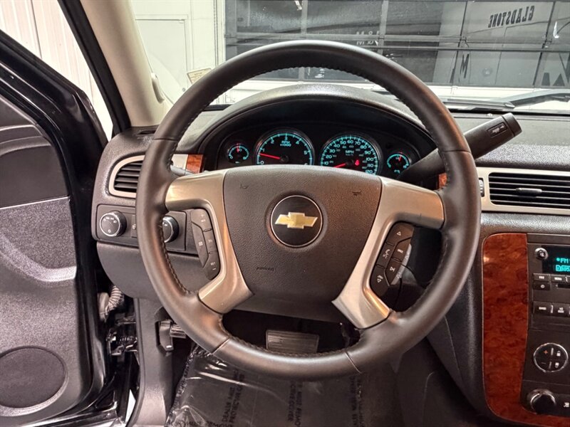 2011 Chevrolet Silverado 1500 LTZ 4X4 5.3L V8 / Leather Heated Seats /ZERO RUST - Photo 15 - Gladstone, OR 97027