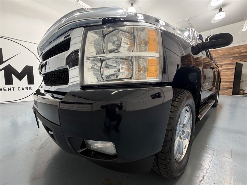 2011 Chevrolet Silverado 1500 LTZ 4X4 5.3L V8 / Leather Heated Seats /ZERO RUST - Photo 47 - Gladstone, OR 97027