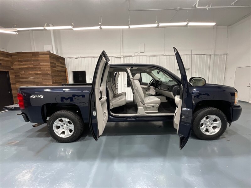 2008 Chevrolet Silverado 1500 LT 4X4 5.3L V8 / Leather Seats / 106K Miles / ZERO RUST / NEW TIRES - Photo 13 - Gladstone, OR 97027