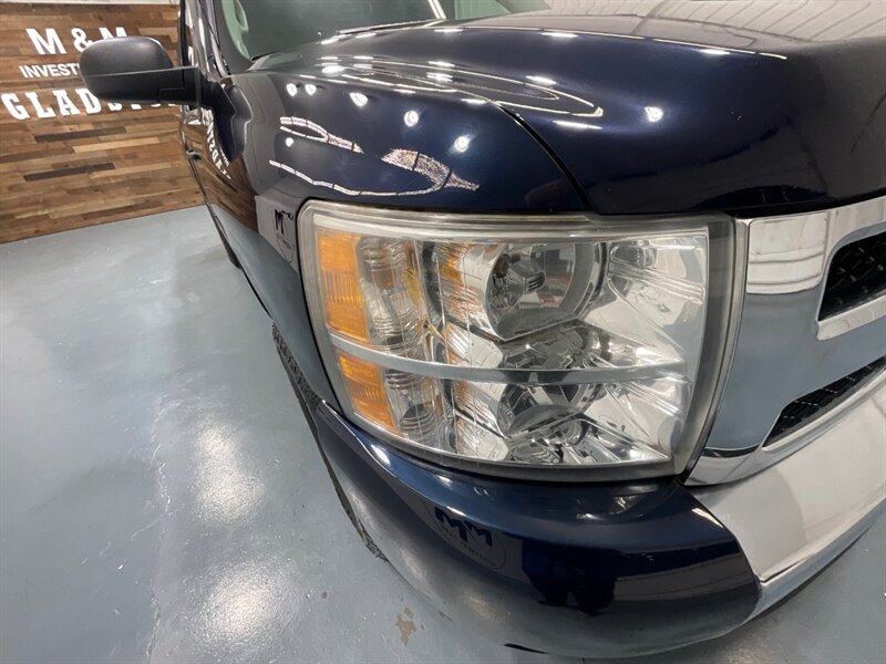 2008 Chevrolet Silverado 1500 LT 4X4 5.3L V8 / Leather Seats / 106K Miles / ZERO RUST / NEW TIRES - Photo 27 - Gladstone, OR 97027