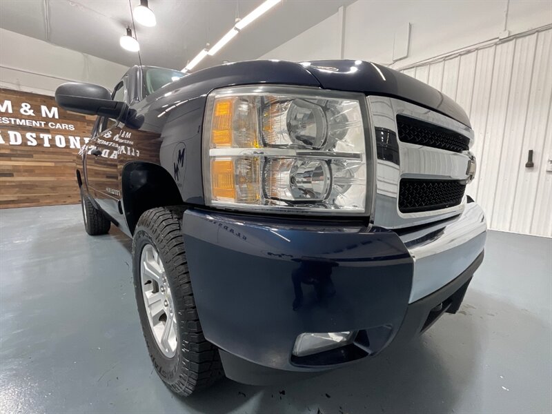 2008 Chevrolet Silverado 1500 LT 4X4 5.3L V8 / Leather Seats / 106K Miles / ZERO RUST / NEW TIRES - Photo 52 - Gladstone, OR 97027