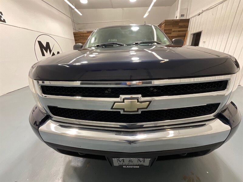2008 Chevrolet Silverado 1500 LT 4X4 5.3L V8 / Leather Seats / 106K Miles / ZERO RUST / NEW TIRES - Photo 30 - Gladstone, OR 97027