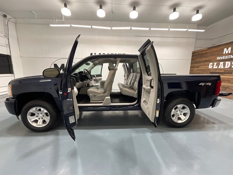 2008 Chevrolet Silverado 1500 LT 4X4 5.3L V8 / Leather Seats / 106K Miles / ZERO RUST / NEW TIRES - Photo 12 - Gladstone, OR 97027