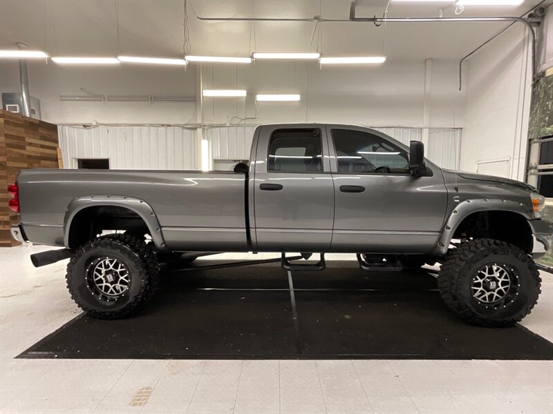 2007 Dodge Ram 2500 BIG HORN 4X4 / 5.9L DIESEL / 6-SPEED / LIFTED  / LOCAL TRUCK / RUST FREE / 6-INC LIFT w. BRAND NEW 37 " MUD TIRES & 18 " XD WHEELS / LONG BED / 142,000 MILES - Photo 4 - Gladstone, OR 97027