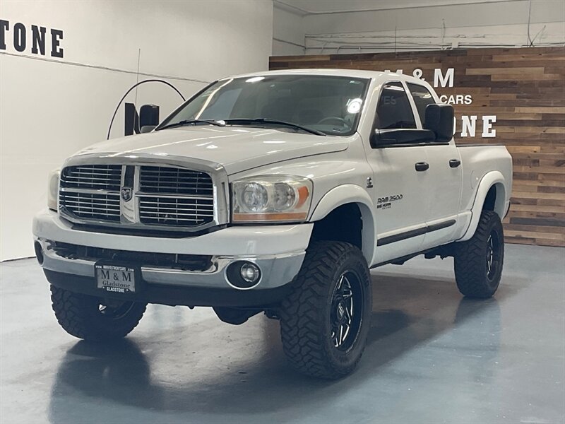 2006 Dodge Ram 2500 SLT BIG HORN 4X4 / 5.9L DIESEL / 1-OWNER / LIFTED  / BRAND NEW TIRES / ZERO RUST - Photo 1 - Gladstone, OR 97027