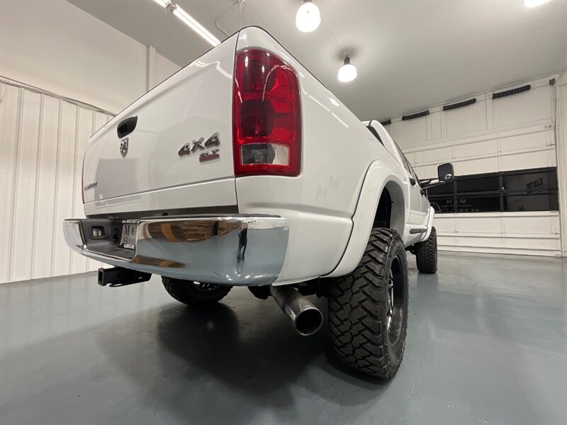 2006 Dodge Ram 2500 SLT BIG HORN 4X4 / 5.9L DIESEL / 1-OWNER / LIFTED  / BRAND NEW TIRES / ZERO RUST - Photo 53 - Gladstone, OR 97027