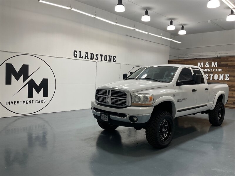 2006 Dodge Ram 2500 SLT BIG HORN 4X4 / 5.9L DIESEL / 1-OWNER / LIFTED  / BRAND NEW TIRES / ZERO RUST - Photo 25 - Gladstone, OR 97027