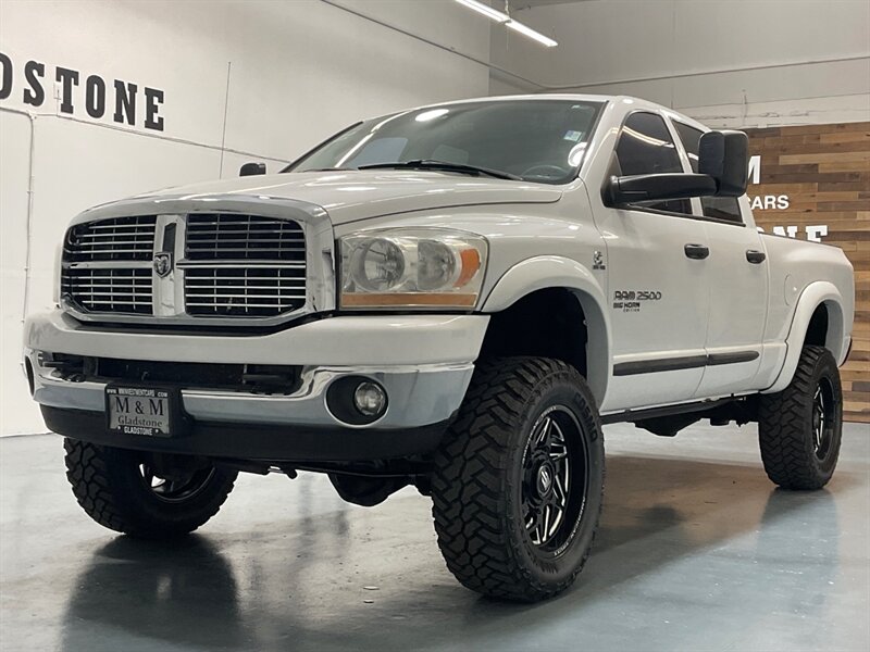 2006 Dodge Ram 2500 SLT BIG HORN 4X4 / 5.9L DIESEL / 1-OWNER / LIFTED  / BRAND NEW TIRES / ZERO RUST - Photo 56 - Gladstone, OR 97027