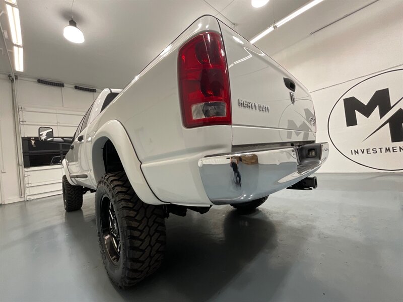 2006 Dodge Ram 2500 SLT BIG HORN 4X4 / 5.9L DIESEL / 1-OWNER / LIFTED  / BRAND NEW TIRES / ZERO RUST - Photo 52 - Gladstone, OR 97027