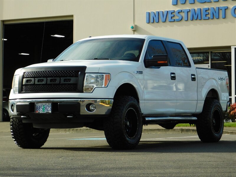 2014 Ford F-150 XLT Super Crew 4X4 / 5.0L V8/ LIFTED LIFTED 2014 Ford F 150 5.0 L Towing Capacity