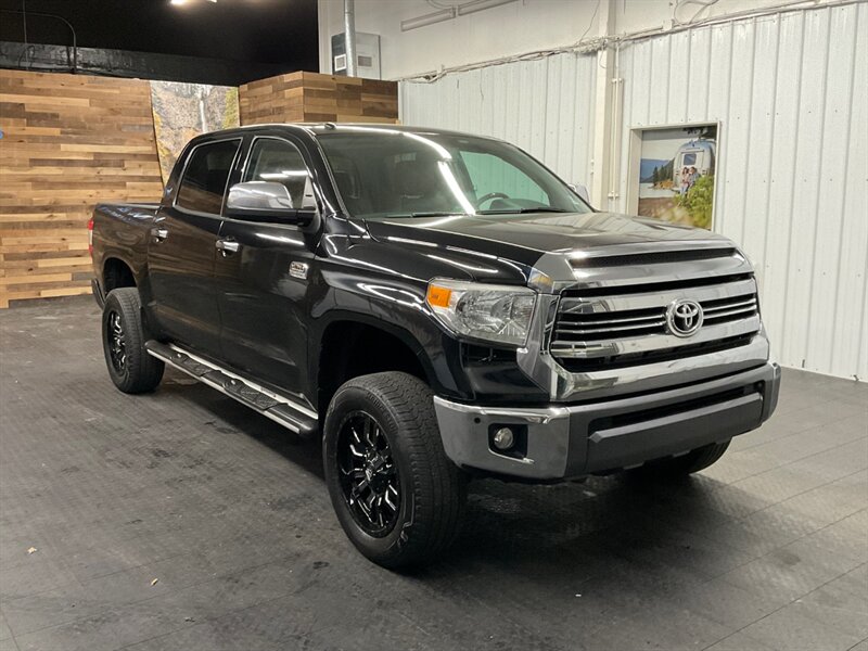 2016 Toyota Tundra 1794 Edition CrewMax 4X4 / 5.7L V8 / SHARP & CLEAN  Fuel Wheels / Sunroof / Leather & Heated Seats / Navigation / LOADED - Photo 2 - Gladstone, OR 97027