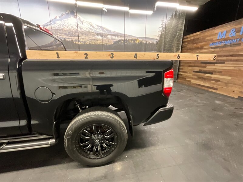 2016 Toyota Tundra 1794 Edition CrewMax 4X4 / 5.7L V8 / SHARP & CLEAN  Fuel Wheels / Sunroof / Leather & Heated Seats / Navigation / LOADED - Photo 26 - Gladstone, OR 97027