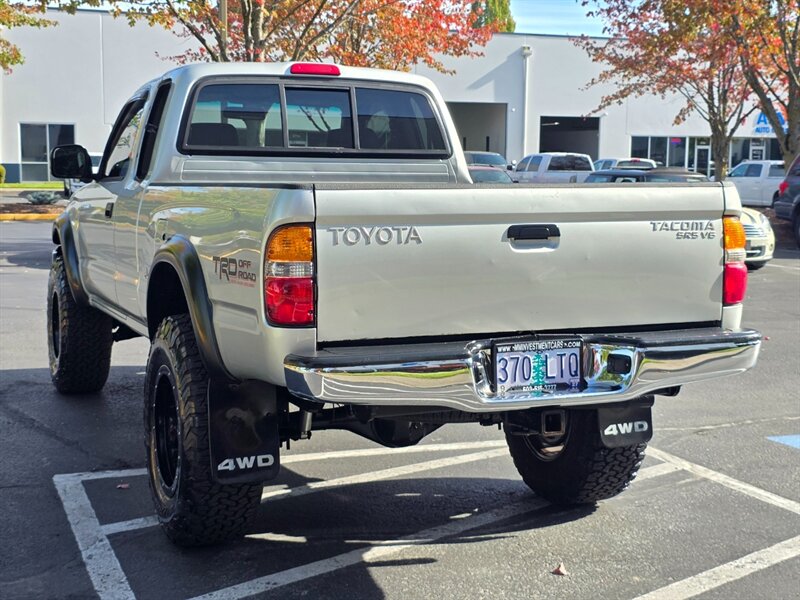 2002 Toyota Tacoma 4X4 V6 5 SPEED MANUAL / TIMING BELT DONE / LIFTED / PRO COMP WHEELS / BF GOODRICH TIRES / EXCELLENT SERVICE HISTORY - Photo 7 - Portland, OR 97217