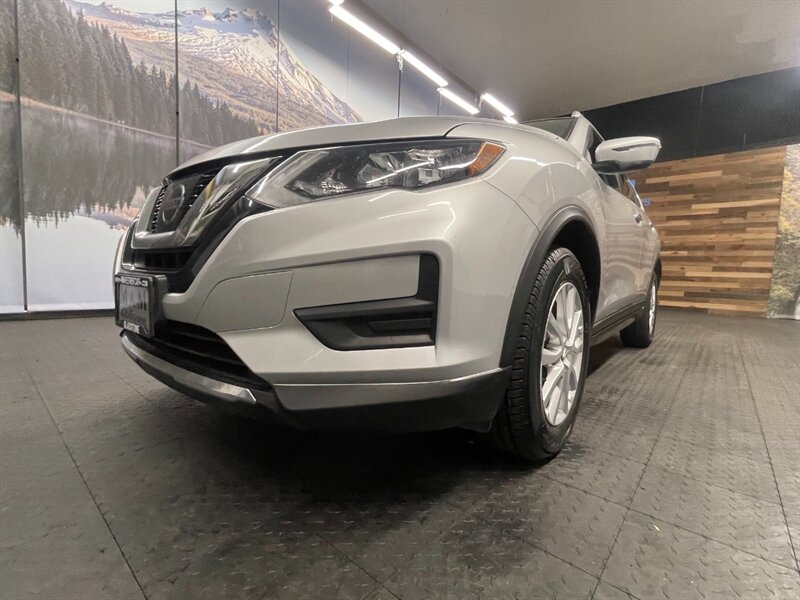 2017 Nissan Rogue SV  Sport Utility /   - Photo 27 - Gladstone, OR 97027