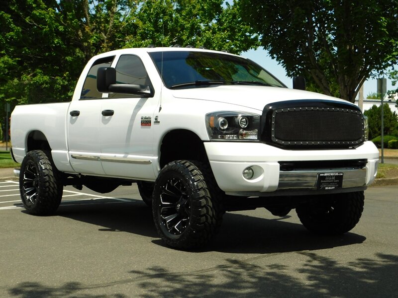 2008 Dodge Ram 2500 Laramie 4X4 / 6.7L CUMMINS DIESEL / DELETED LIFTED   - Photo 2 - Portland, OR 97217