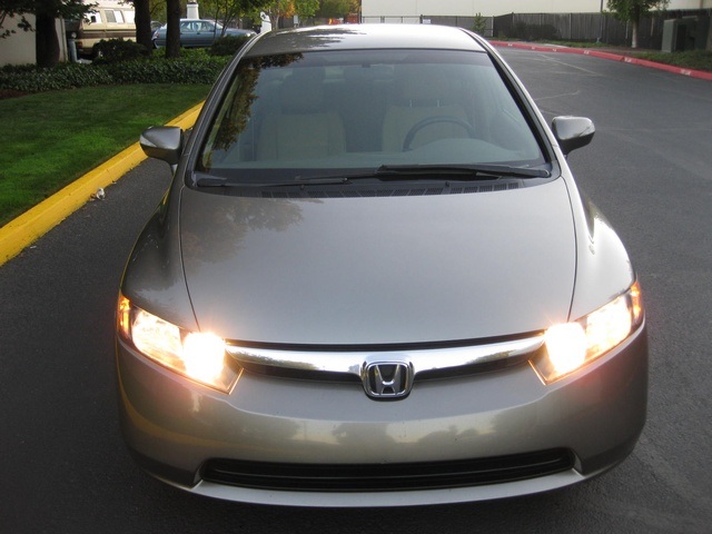 2006 Honda Civic Hybrid   - Photo 2 - Portland, OR 97217