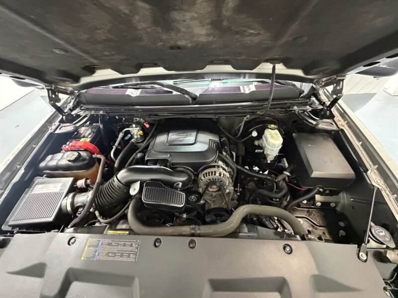 2007 Chevrolet Silverado 1500 LT Z-71 4X4 5.3L V8 Crew Cab / 1-OWNER LOCAL /ZERO RUST /TOWING PKG / LOW MILES - Photo 43 - Gladstone, OR 97027