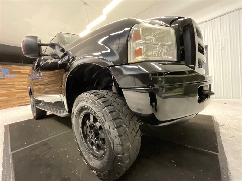 2005 Ford Excursion Limited 4X4 / 6.8L V10 / Leather / LIFTED LIFTED  / Leather & Heated Seats / LIFTED w. 35 " TOYO OPEN COUNTRY TIRES / RUST FREE - Photo 27 - Gladstone, OR 97027