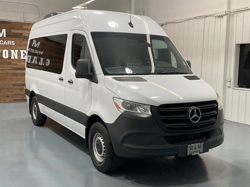2019 Mercedes-Benz Sprinter 2500 Passenger Van / 3.0L V6 DIESEL / 21K MILES  / 12-Passenger Full Size Van / Leather Seats / HIGHROOF / 144inc WB / Backup Camera - Photo 2 - Gladstone, OR 97027