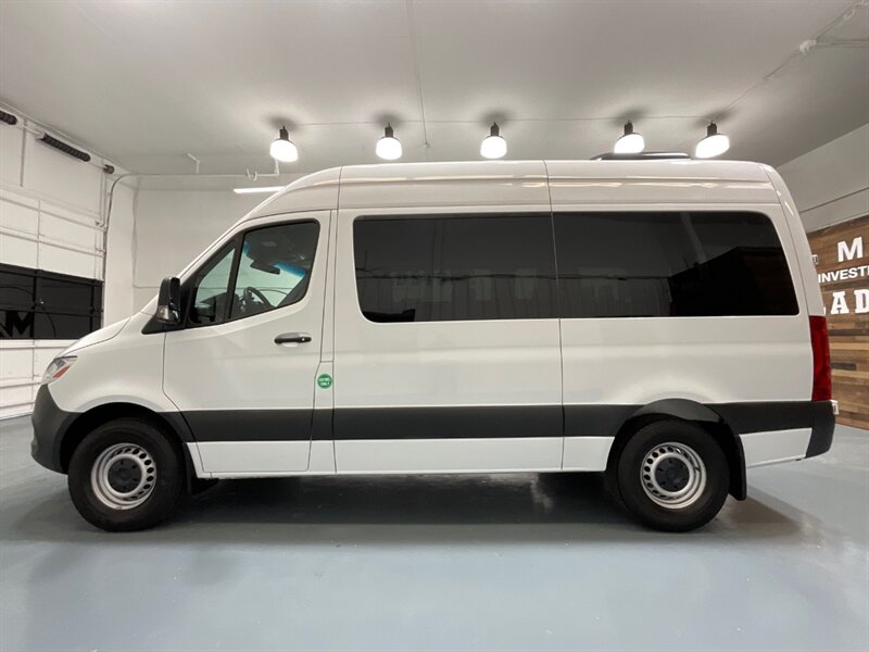2019 Mercedes-Benz Sprinter 2500 Passenger Van / 3.0L V6 DIESEL / 21K MILES  / 12-Passenger Full Size Van / Leather Seats / HIGHROOF / 144inc WB / Backup Camera - Photo 3 - Gladstone, OR 97027