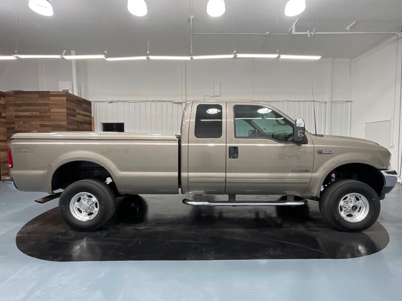 2002 Ford F-350 Lariat 4X4 / 7.3L DIESEL / RUST FREE / 109K MILES  / Leather / Long Bed - Photo 4 - Gladstone, OR 97027