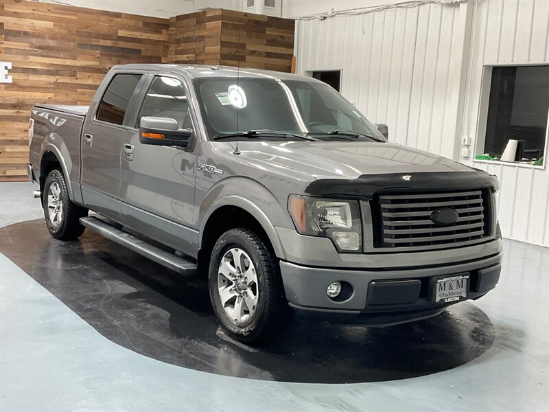 2011 Ford F-150 FX2 Sport Crew Cab 2WD / 5.0L V8 / Backup Camera  / ZERO RUST - Photo 2 - Gladstone, OR 97027