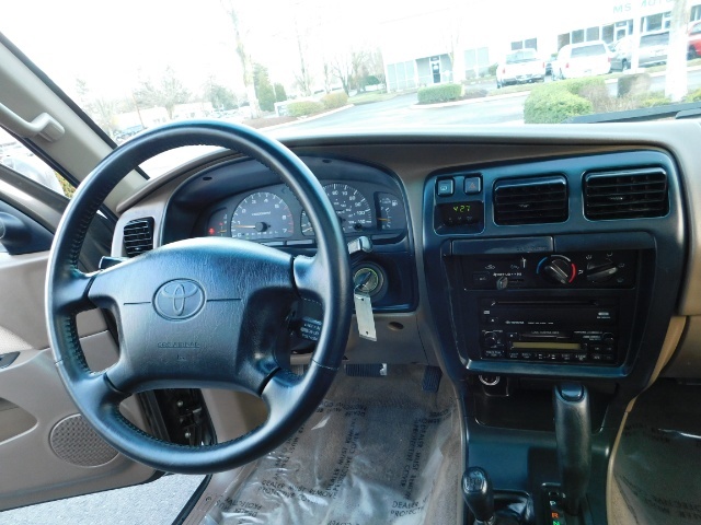 1998 Toyota 4Runner SR5 4X4 / 3.4L V6 / 1-OWNER / NEW LIFT !!   - Photo 35 - Portland, OR 97217