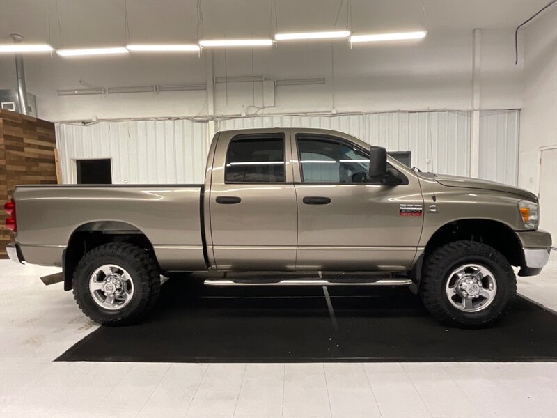 2008 Dodge Ram 2500 SLT Quad Cab 4X4 / 6.7L DIESEL / NEW TIRES  / LEVELED w. BRAND NEW 35 " MUD TIRES / LOCAL TRUCK / RUST FREE / Backup Camera / Super Clean !! - Photo 4 - Gladstone, OR 97027