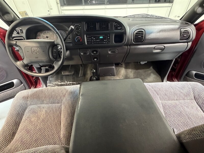 2001 Dodge Ram 3500 SLT Quad Cab 4X4/ 5.9L Diesel /Long bed/ 91K MILES / NEW TIRES / RUST FREE - Photo 26 - Gladstone, OR 97027