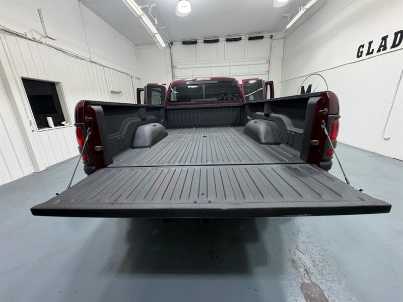 2001 Dodge Ram 3500 SLT Quad Cab 4X4/ 5.9L Diesel /Long bed/ 91K MILES / NEW TIRES / RUST FREE - Photo 10 - Gladstone, OR 97027