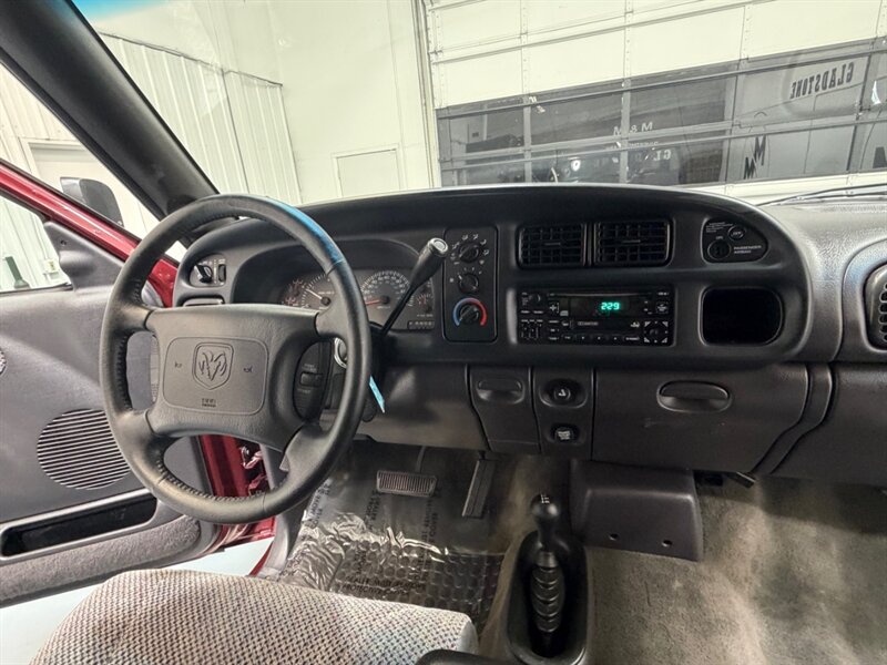 2001 Dodge Ram 3500 SLT Quad Cab 4X4/ 5.9L Diesel /Long bed/ 91K MILES / NEW TIRES / RUST FREE - Photo 17 - Gladstone, OR 97027