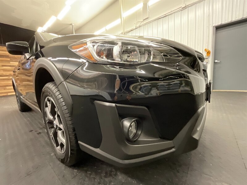 2018 Subaru XV Crossteck 2.0i Premium Sport Utility / 1-Owner / 10,000 MILE  Backup Camera / Sunroof / Heated Seats / Blind Spot Alert / SHARP & CLEAN !! - Photo 10 - Gladstone, OR 97027