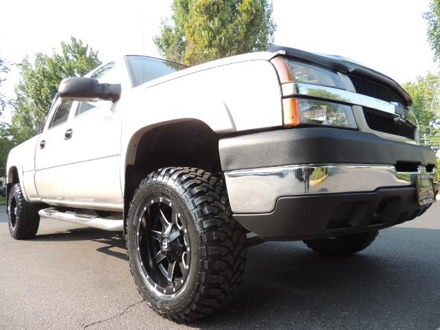 2004 Chevrolet Silverado 2500 4X4 Crew Cab / V8 6.0L / Custom Wheels ...