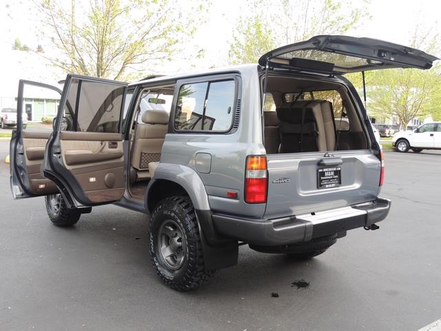 1996 Toyota Land Cruiser LIFTED OME / NEW MUD TIRES / 3RD SEATS SNORKEL   - Photo 25 - Portland, OR 97217