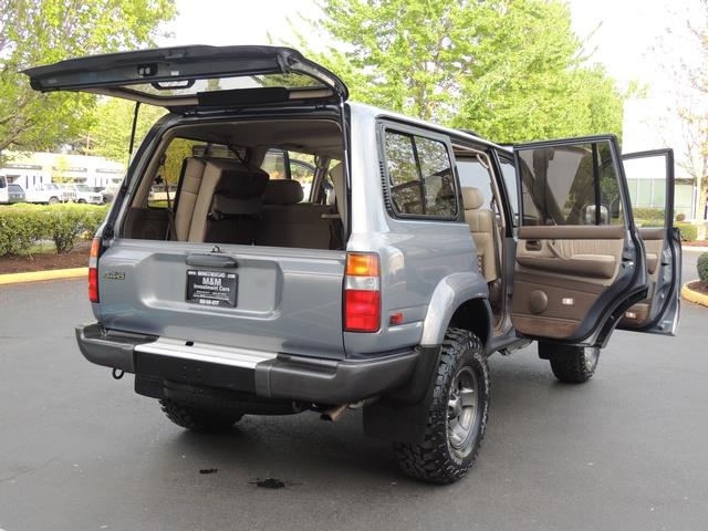 1996 Toyota Land Cruiser LIFTED OME / NEW MUD TIRES / 3RD SEATS SNORKEL   - Photo 27 - Portland, OR 97217