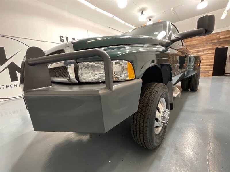 2000 Dodge Ram 3500 SLT Regular Cab 4X4 / 5.9L DIESEL / DUALLY / 6-SPD  / LOCAL Truck w. ZERO RUST / 6-SPEED MANUAL / ONLY 95,000 MILES - Photo 54 - Gladstone, OR 97027