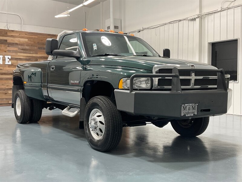 2000 Dodge Ram 3500 SLT Regular Cab 4X4 / 5.9L DIESEL / DUALLY / 6-SPD  / LOCAL Truck w. ZERO RUST / 6-SPEED MANUAL / ONLY 95,000 MILES - Photo 57 - Gladstone, OR 97027