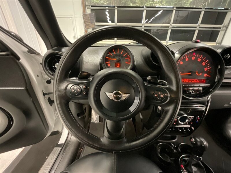 2016 MINI Countryman Cooper S Hatchback 4Dr / 1.6L 4Cyl Turbo / Leather  / Panoramic Sunroof / Automatic / Leather & Heated Seats / 81,000 MILES - Photo 21 - Gladstone, OR 97027