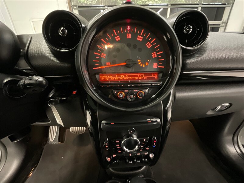 2016 MINI Countryman Cooper S Hatchback 4Dr / 1.6L 4Cyl Turbo / Leather  / Panoramic Sunroof / Automatic / Leather & Heated Seats / 81,000 MILES - Photo 35 - Gladstone, OR 97027