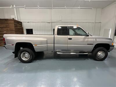 1997 Dodge Ram 3500 Laramie SLT 4X4 5.9L DIESEL 12-VALVE / DUALLY / gear vendors overdrive unit controller/ 105K MILES / ZERO RUST - Photo 4 - Gladstone, OR 97027