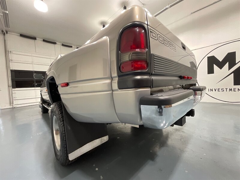 1997 Dodge Ram 3500 Laramie SLT 4X4 5.9L DIESEL 12-VALVE / DUALLY / gear vendors overdrive unit controller/ 105K MILES / ZERO RUST - Photo 57 - Gladstone, OR 97027