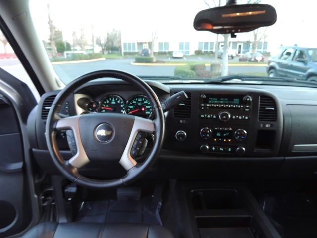 2012 Chevrolet Silverado 1500 LT / Crew Cab / 4X4 / 6.2L 8Cyl / Leather /1-OWNER   - Photo 18 - Portland, OR 97217