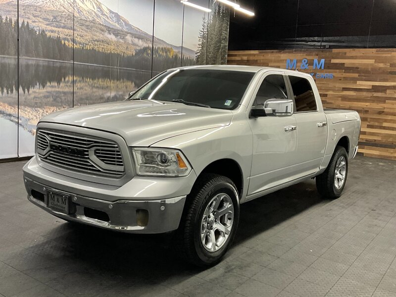 2016 RAM 1500 Laramie Crew Cab 4X4 / 3.0L V6 ECODIESEL / 1-OWNER  BRAND NEW TIRES / RAM BOX CARGO / Leather & Heated Seats / Navigation & Camera / SHARP & CLEAN !! - Photo 1 - Gladstone, OR 97027