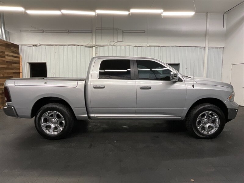 2016 RAM 1500 Laramie Crew Cab 4X4 / 3.0L V6 ECODIESEL / 1-OWNER  BRAND NEW TIRES / RAM BOX CARGO / Leather & Heated Seats / Navigation & Camera / SHARP & CLEAN !! - Photo 4 - Gladstone, OR 97027