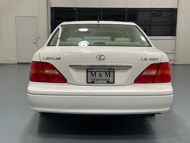 2001 Lexus LS LUXURY Sedan / NAVIGATION / FULLY LOADED   - Photo 6 - Gladstone, OR 97027